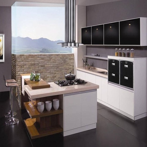 G-Shaped Modular Kitchen