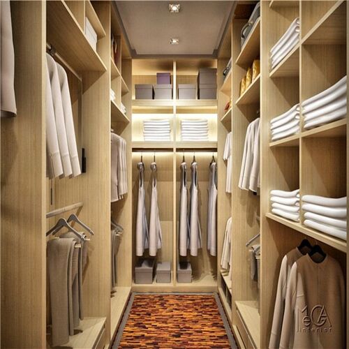 Walk in Closet